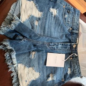 KanCan Hazel High Rise Dark Stripe Shorts NWT